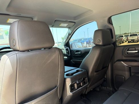 Used 2019 GMC Sierra 1500 SLT RWD image 13