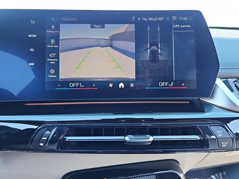 Used 2025 BMW X1 xDrive28i w/ Convenience Package image 23