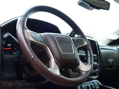 Used 2017 GMC Sierra 1500 Denali image 35