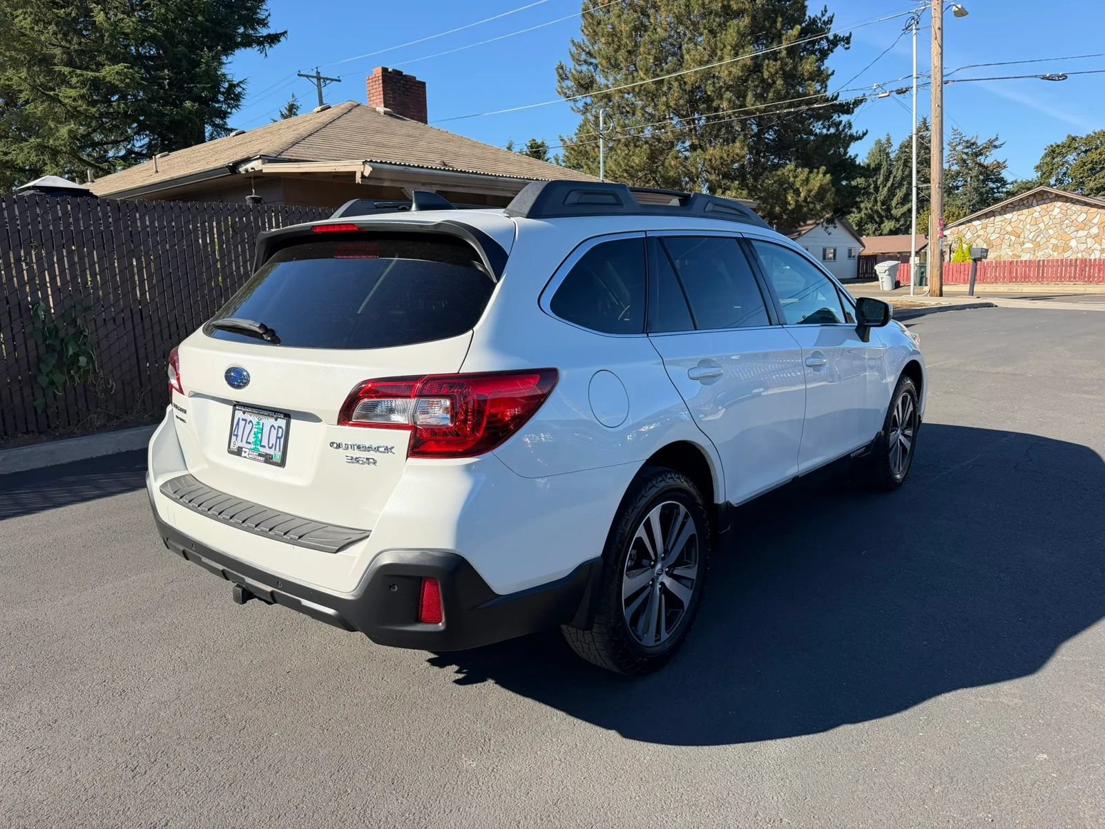 Used 2019 Subaru Outback 3.6R Limited w/ Popular Package #2 AWD/4WD image 5
