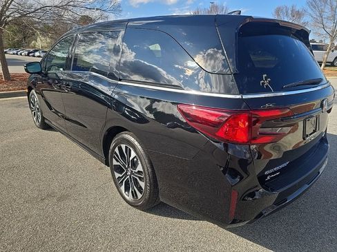 New 2026 Honda Odyssey Elite image 2