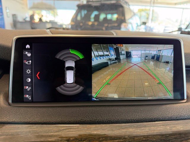 Used 2018 BMW X5 xDrive40e AWD/4WD image 18
