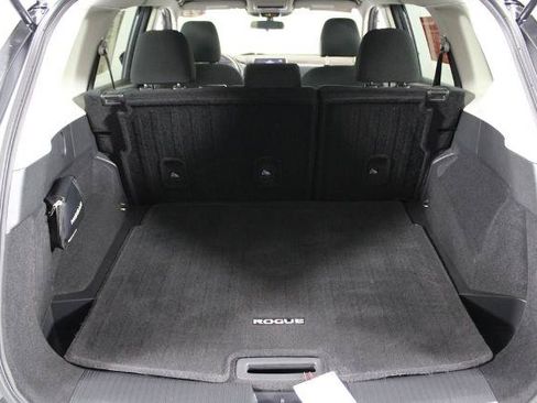 Certified 2023 Nissan Rogue S FWD image 17