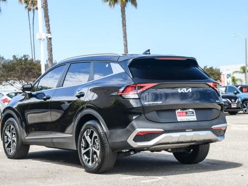 Used 2024 Kia Sportage EX AWD/4WD image 7