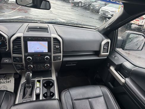 Used 2020 Ford F150 Lariat w/ Equipment Group 502A Luxury AWD/4WD image 14