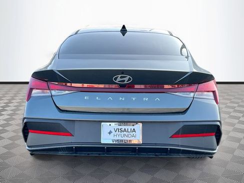 New 2026 Hyundai Elantra SE FWD image 6