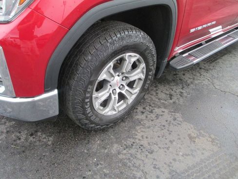 Used 2020 GMC Sierra 1500 SLT w/ X31 Off-Road Package image 15