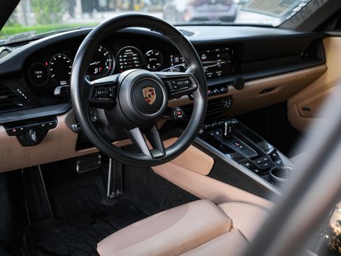 Used 2021 Porsche 911 Carrera w/ Premium Package image 17