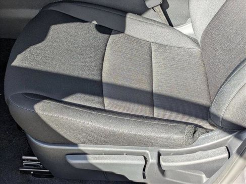 New 2025 Nissan Sentra SV image 4