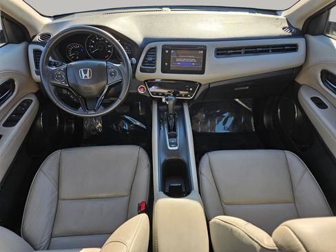 Used 2017 Honda HR-V EX-L image 2