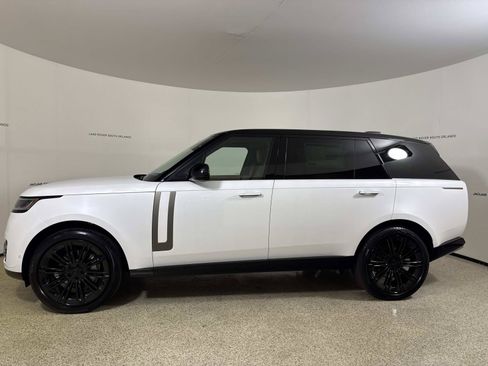 New 2026 Land Rover Range Rover Long Wheelbase SE AWD/4WD image 2