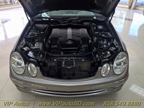 Used 2003 Mercedes-Benz E 500 Sedan image 10