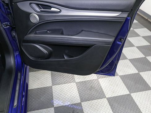 Used 2020 Alfa Romeo Stelvio Ti Sport w/ Quick Order Package 22S Sport image 21