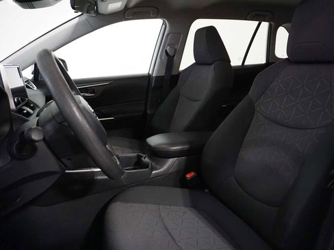 Used 2024 Toyota RAV4 XLE image 17