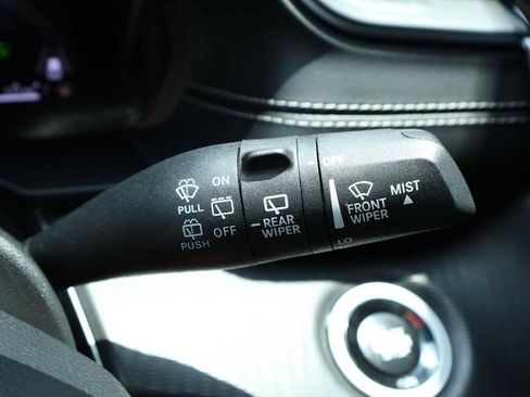 Used 2024 Jeep Grand Cherokee Altitude AWD/4WD image 28