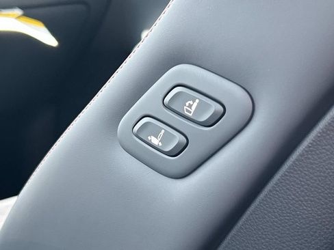 New 2027 Genesis GV70 3.5T Prestige AWD/4WD image 22