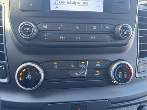 New 2025 Ford Transit 250 148 Medium Roof image 22