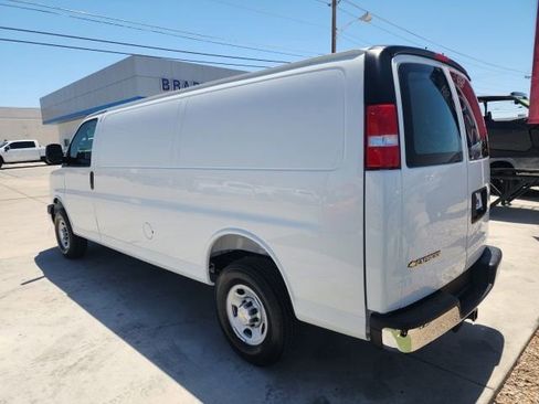 New 2026 Chevrolet Express 3500 Extended w/ Driver Convenience Package RWD image 5