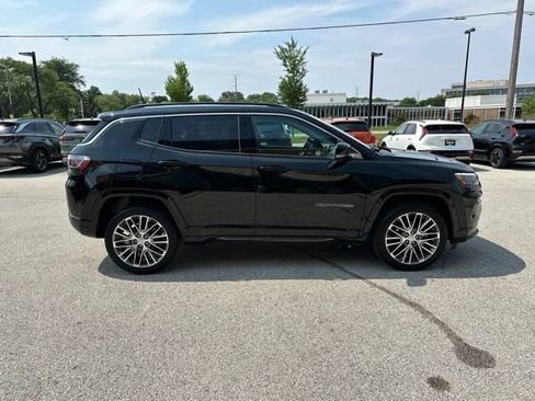 Used 2022 Jeep Compass Limited w/ Elite Group AWD/4WD image 6