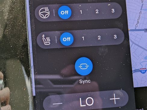 New 2026 Volvo XC40 B5 Ultra w/ Protection Package Premier image 24