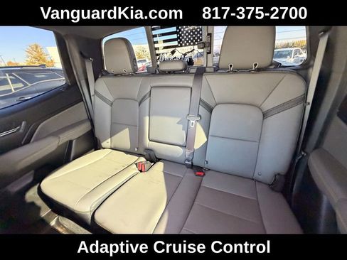 Used 2025 Chevrolet Colorado ZR2 w/ Technology Package image 25