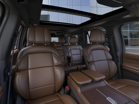 New 2026 Lincoln Navigator L Reserve AWD/4WD image 31