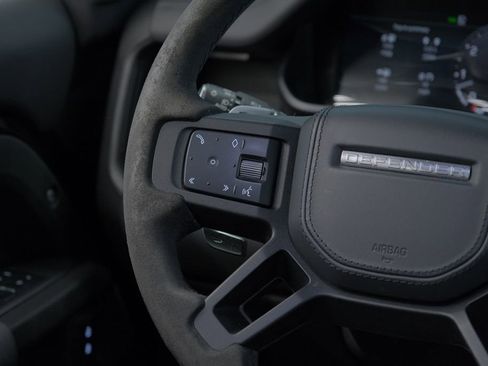 Used 2023 Land Rover Defender 110 V8 image 69