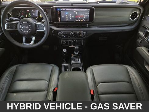Used 2024 Jeep Wrangler High Altitude AWD/4WD image 17
