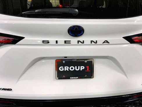 Certified 2025 Toyota Sienna XSE w/ XSE Plus Package AWD/4WD image 10