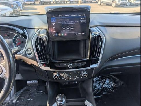 Used 2020 Chevrolet Traverse LT w/ LT Premium Package image 10