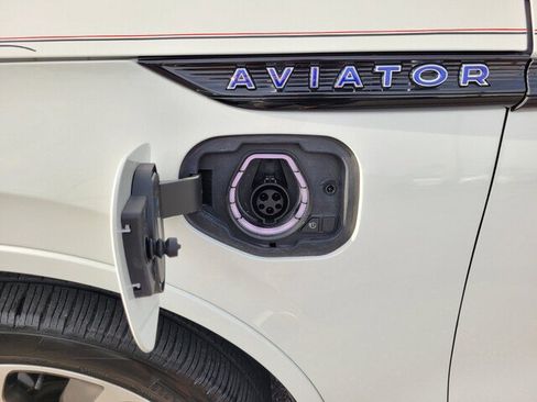 Used 2022 Lincoln Aviator Grand Touring w/ Equipment Group 301A image 13