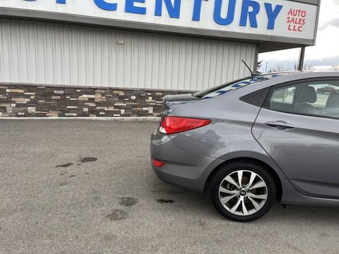 Used 2017 Hyundai Accent Value Edition image 11