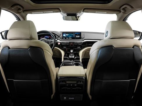 Certified 2024 Acura MDX SH-AWD image 11