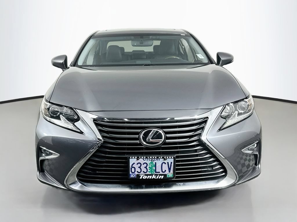Used 2016 Lexus ES 350 w/ Premium Package w/Wood Trim FWD image 3