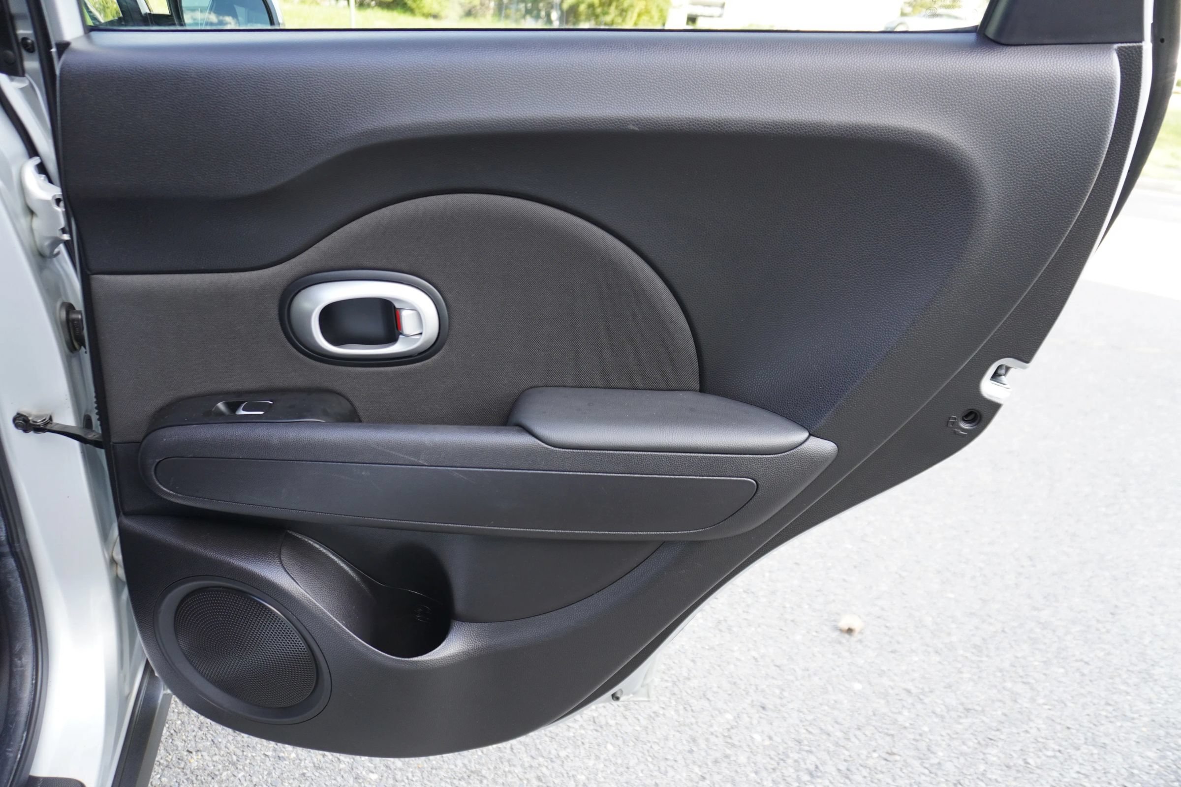 Used 2018 Kia Soul + FWD image 15