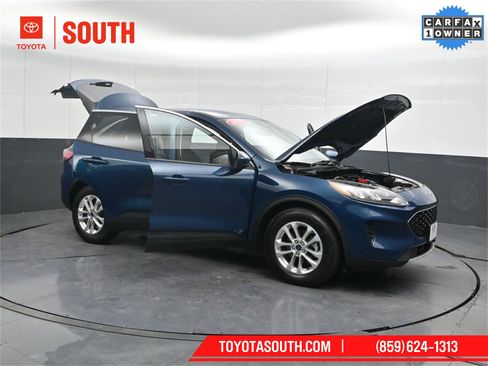 Used 2020 Ford Escape SE image 62