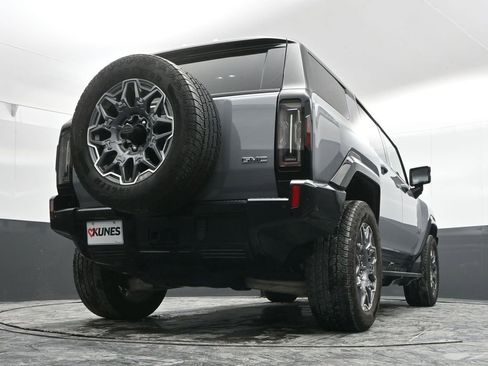 Used 2024 GMC Hummer EV 3X image 45