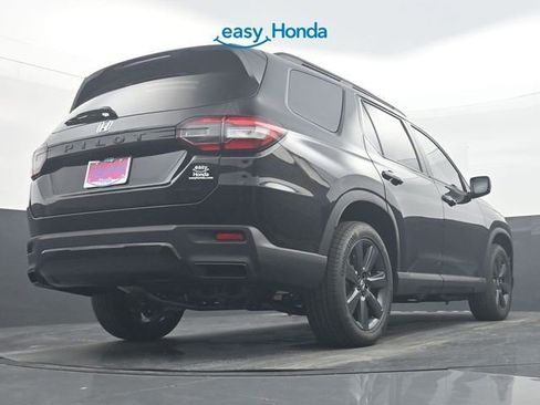New 2026 Honda Pilot Sport image 32
