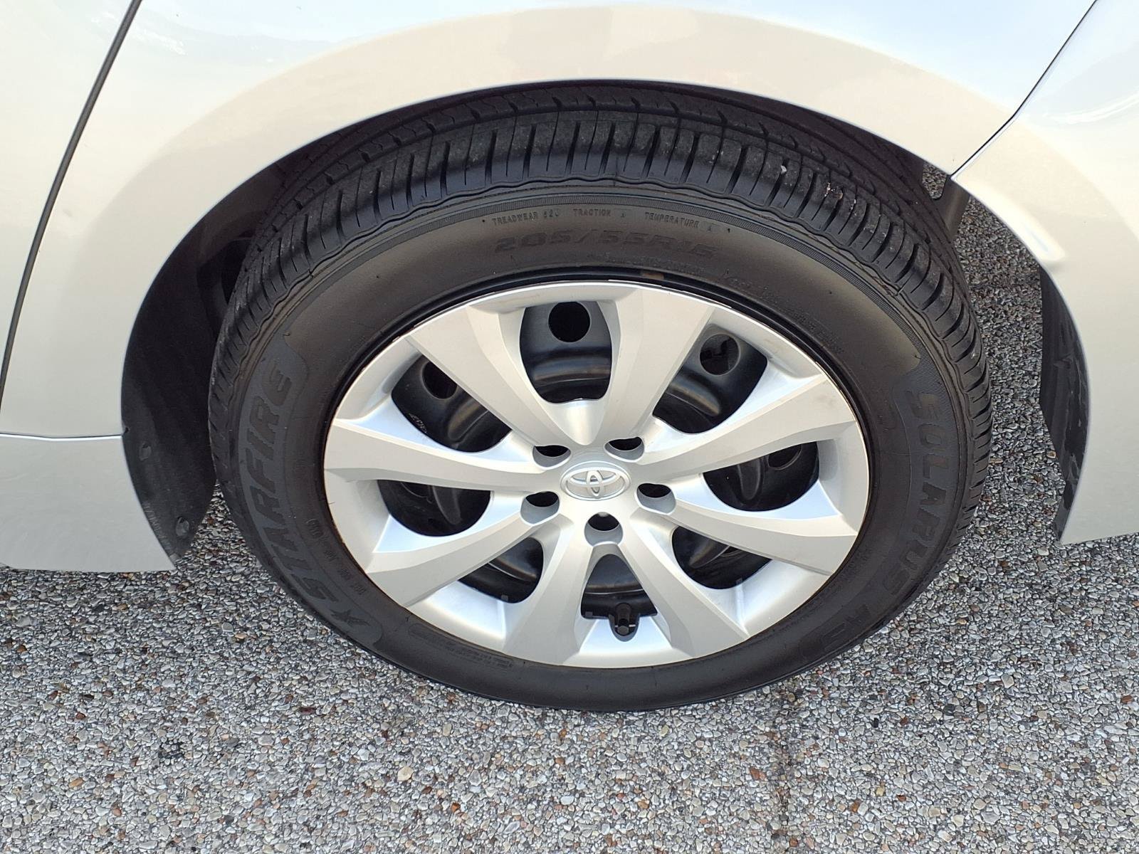 Used 2024 Toyota Corolla LE FWD image 25