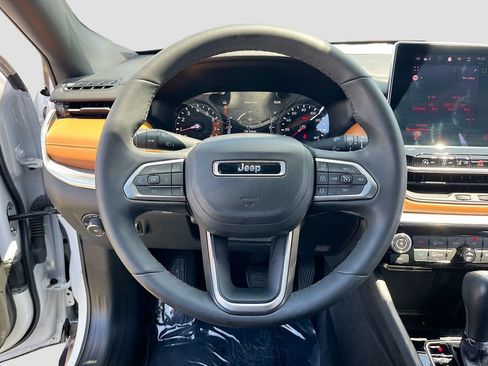Used 2024 Jeep Compass Limited AWD/4WD image 11