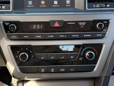 Used 2017 Hyundai Sonata SE image 23