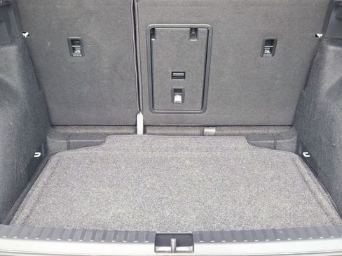 New 2024 Volkswagen Taos SE image 23