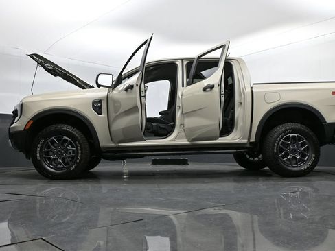 New 2025 Ford Ranger XLT w/ FX4 Off-Road Package AWD/4WD image 32