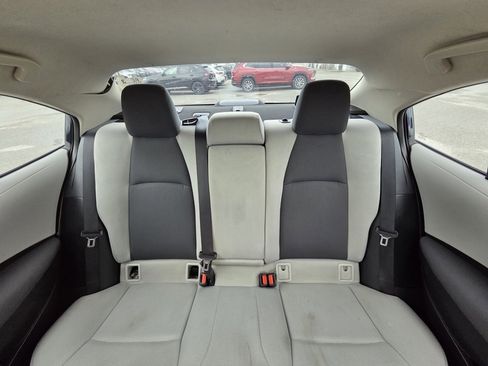 Used 2022 Toyota Corolla LE image 26