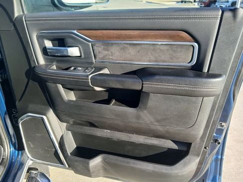 Used 2022 RAM 2500 Laramie AWD/4WD image 18