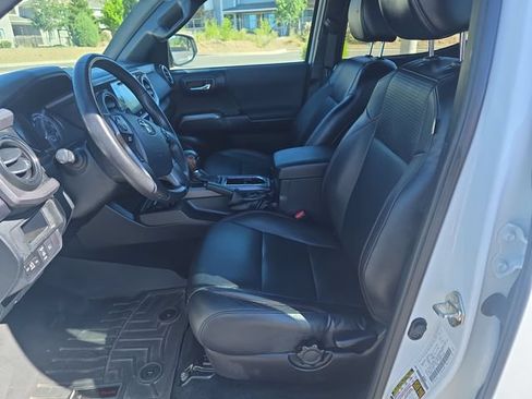 Used 2019 Toyota Tacoma TRD Pro w/ Desert Air Intake Package AWD/4WD image 12