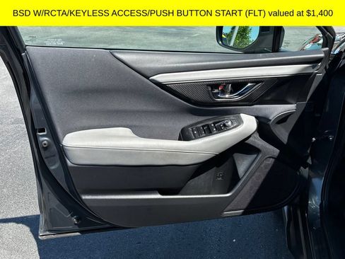 Used 2023 Subaru Outback Premium AWD/4WD image 4