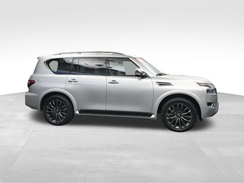 Used 2023 Nissan Armada Platinum w/ Captain's Chairs Package RWD image 2