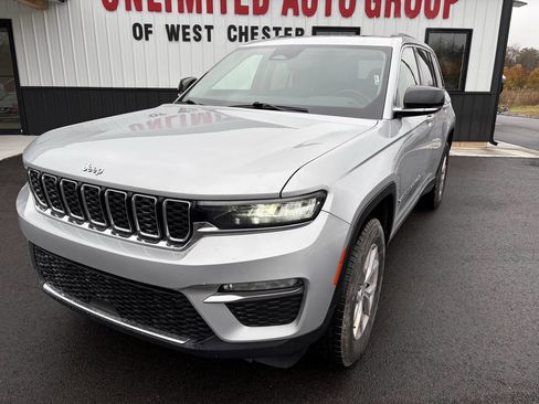 Used 2022 Jeep Grand Cherokee Limited image 2