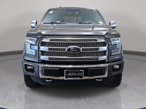 Used 2016 Ford F150 Platinum w/ Equipment Group 701A Luxury AWD/4WD image 3